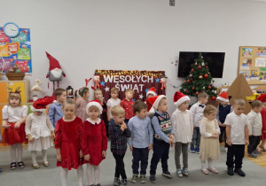 Dzieci z grupy drugiej podczas występu
