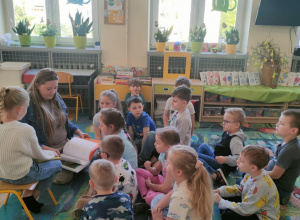 Spotkanie czytelnicze w grupie Myszek