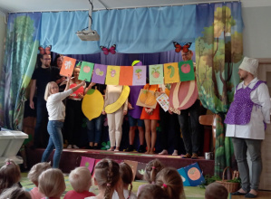 Teatrzyk Rodzice - Dzieciom