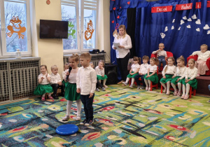 Dzieci podczas występów