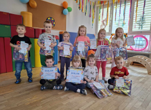 Konkurs plastyczny "Spędzanie wolnego czasu z rodziną"