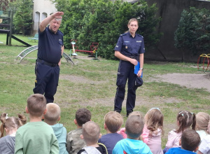 Lekcja o bezpieczeństwie z policją