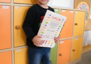 Chłopiec z gr. II, który wziął udział w konkursie na grę matematyczną