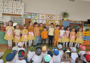 Dzieci z grupy czwartej podczas występu