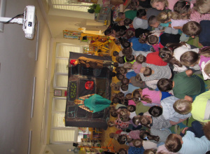 "Co się wydarzyło w starej komodzie?"